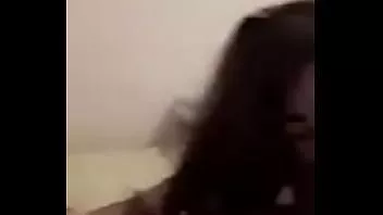 চালান তুর্কি মেয়ে তার প্রেমিক চুষা বন্ধ