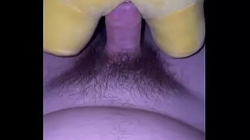 Riproduci Il mio cazzo si adattava perfettamente tra noi peluche cosce spesse, ma poi ha dovuto guardarmi mentre ne fottevo un altro