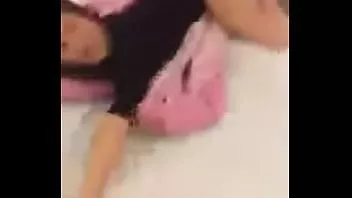 播放 在 ameporn 上过夜的放荡母狗