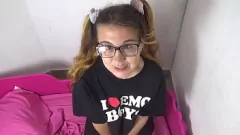 play Staruri porno blonde europene și latine într-o compilație plină de vapori
