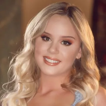 Pornoster Alexis Adams