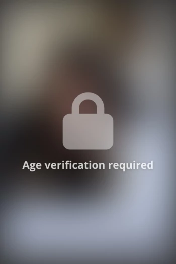 Actrita Thomas Stone